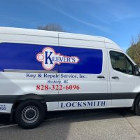 A locksmith truck with magnetic lettering by A Signco in Conover, NC.